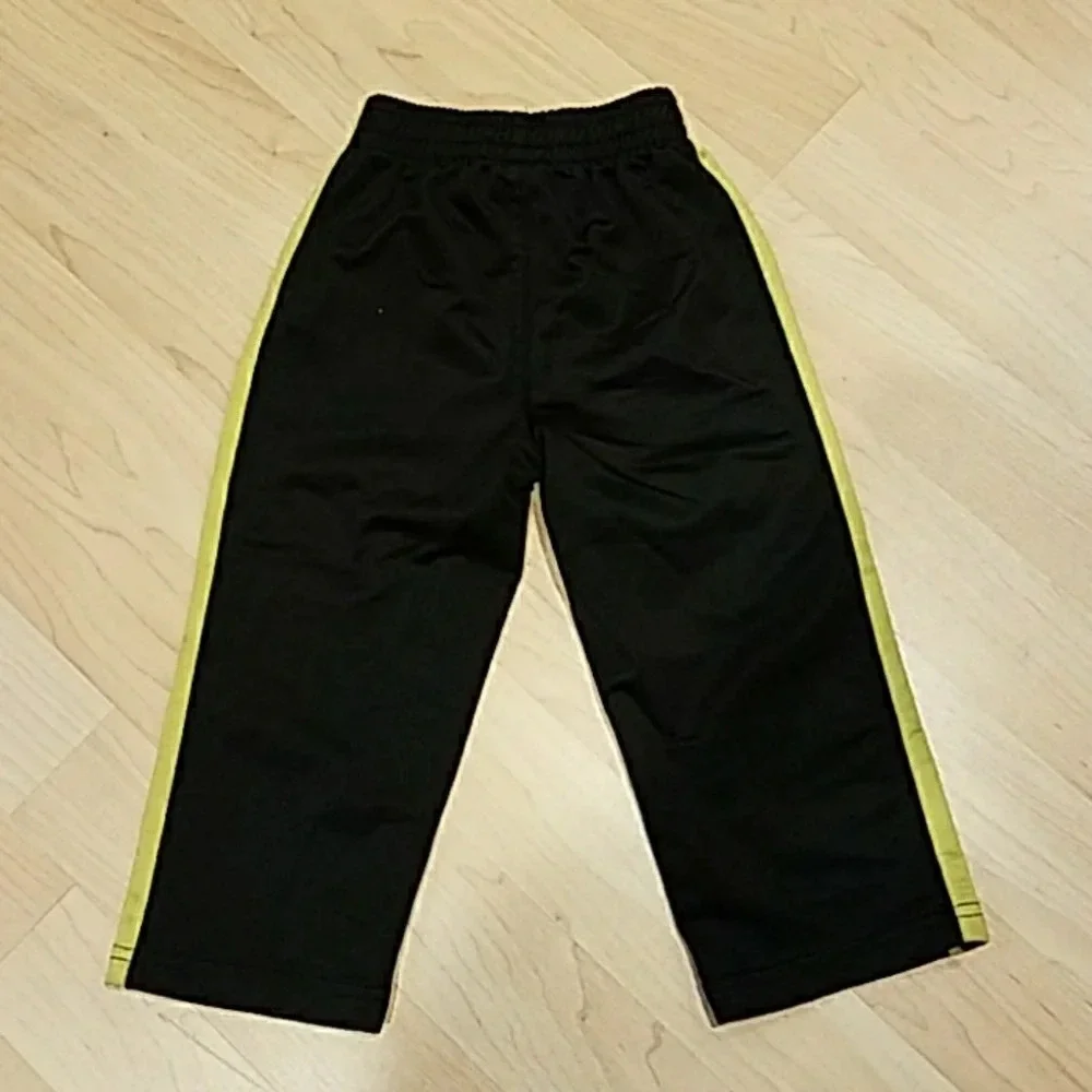 Nike sports pants kids size 24 months!.
